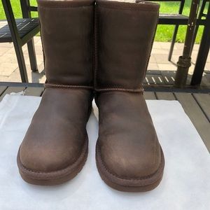 UGG Women Classic Short Leather Boots -BROWNSTONE